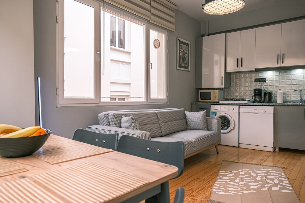Grand Apartment photo 2