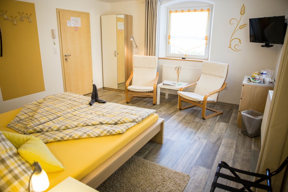 Apartment (Weizenzimmer) photo 2