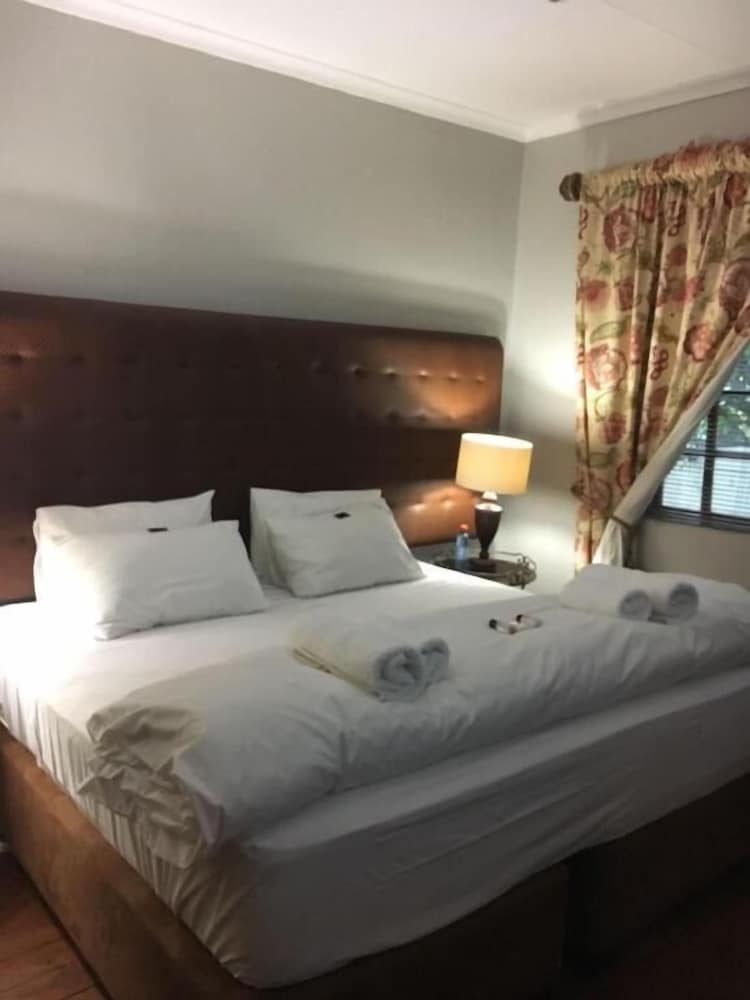Room (Main House) photo 2