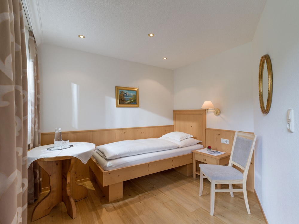 Deluxe Suite, Balcony photo 3
