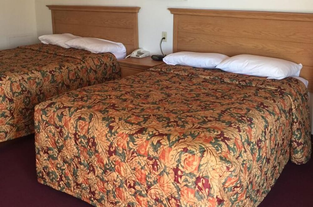 Standard Room, 2 Double Beds, Non Smoking photo 1