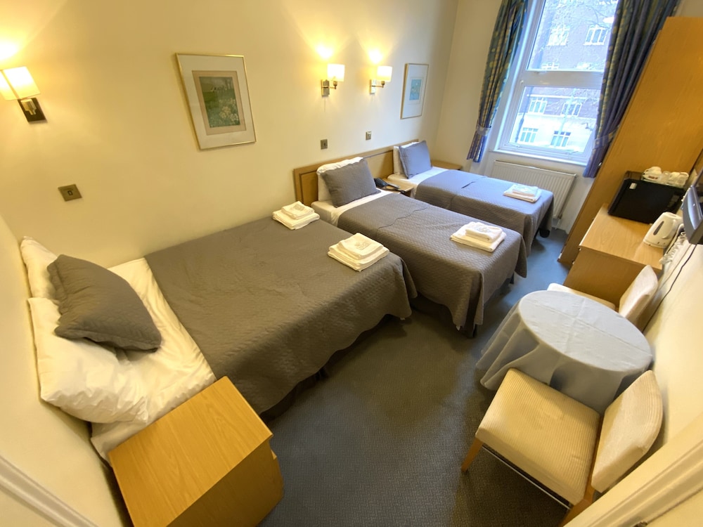 Quadruple Room photo 2