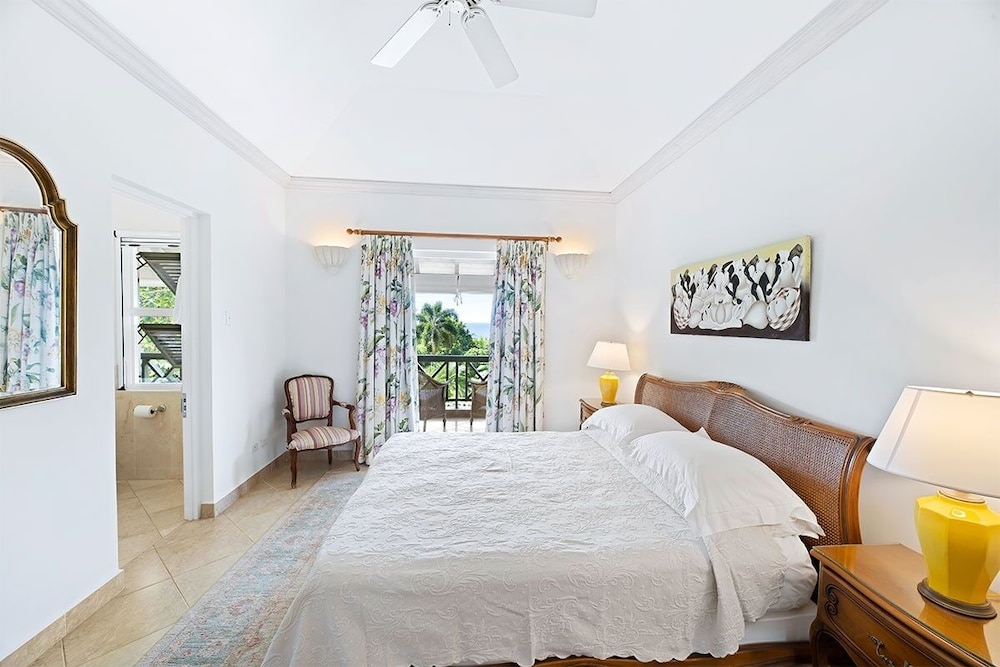 Villa, 5 Bedrooms photo 2