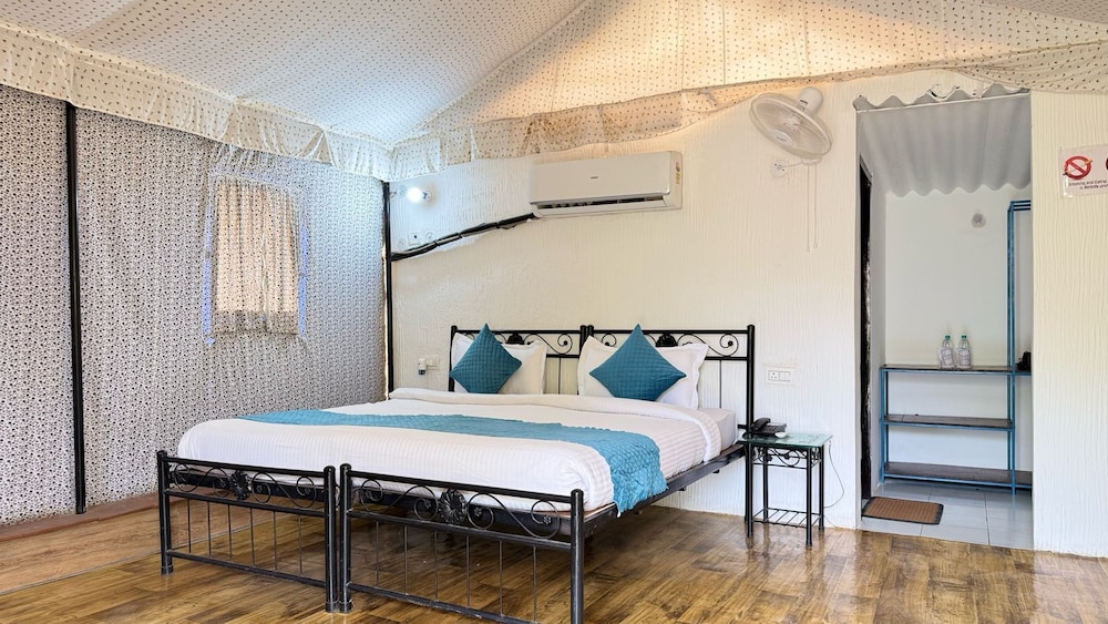 Deluxe Tent