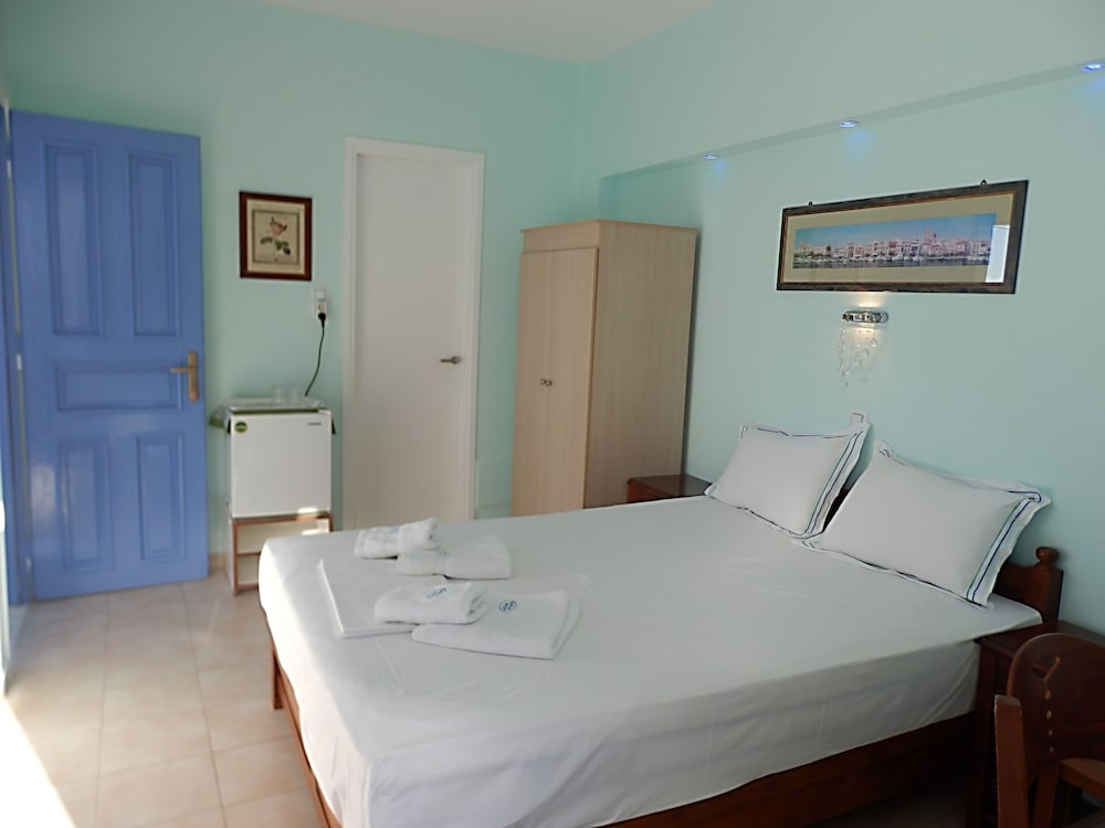 Double Or Twin Room - Ground Floor photo 3