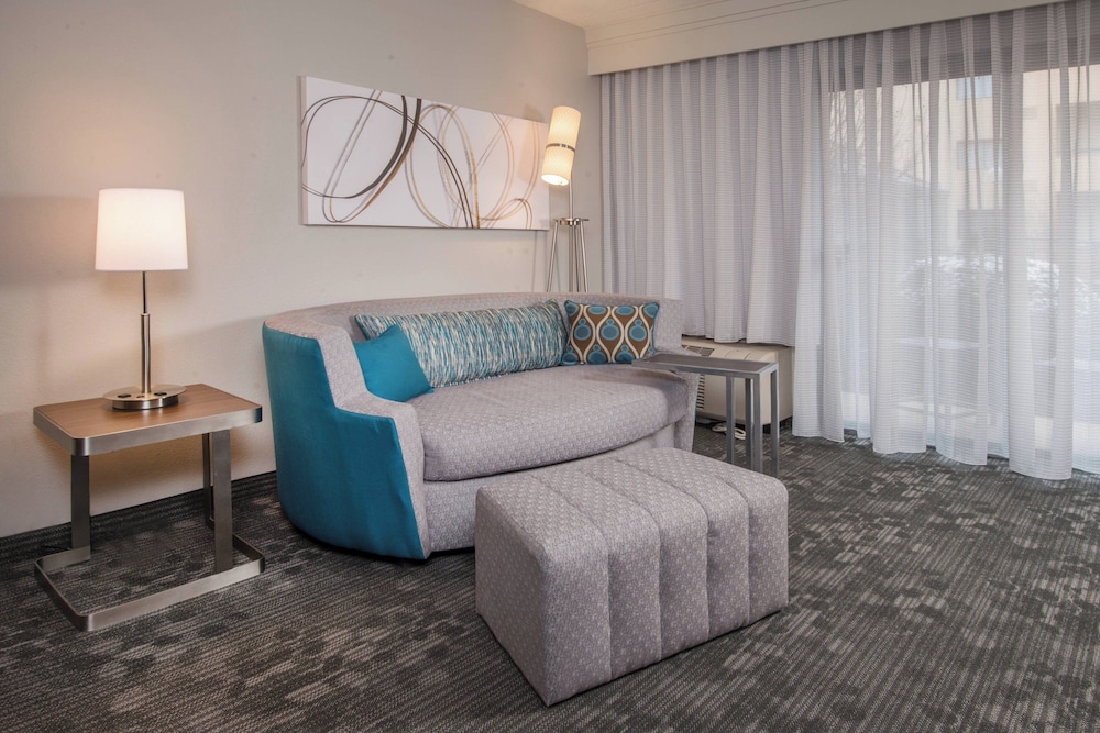 Suite, 1 Bedroom photo 3