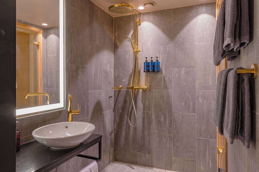 Room (Grande King Sauna)