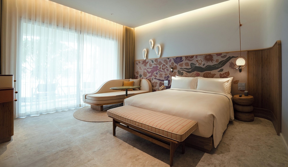 Deluxe Room, 1 King Bed