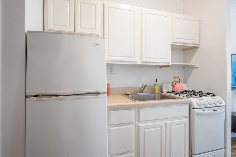 Apartment photo 2