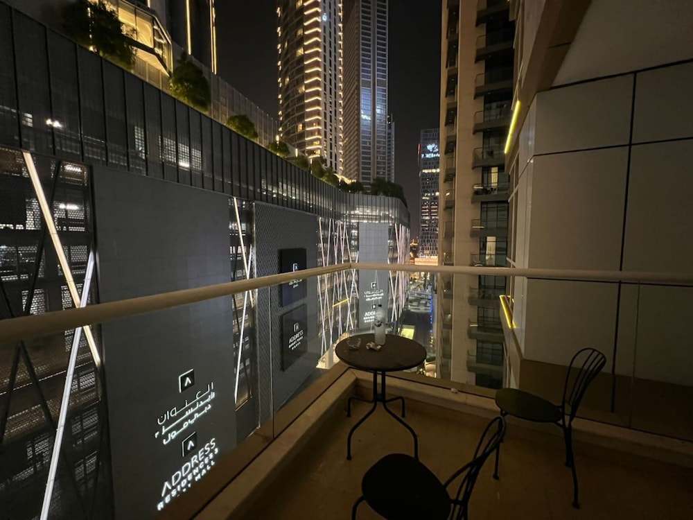 Standard Shared Dormitory, City View photo 3