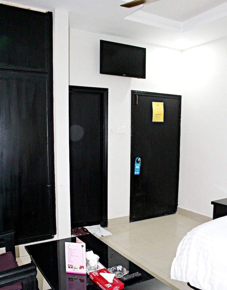 Standard Single Room, 1 Double Bed, Accessible