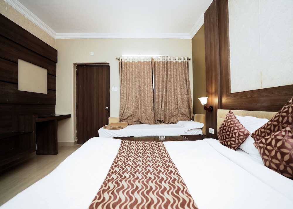 Deluxe Room - Photo 3