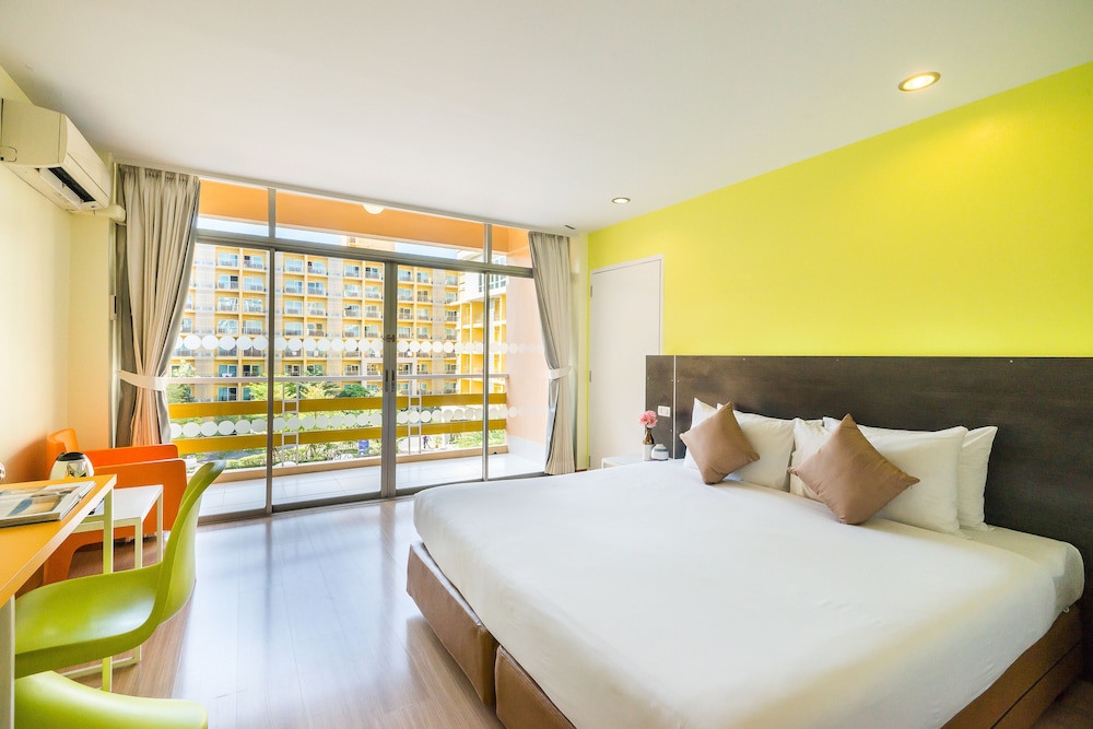 Deluxe Room - Photo 3