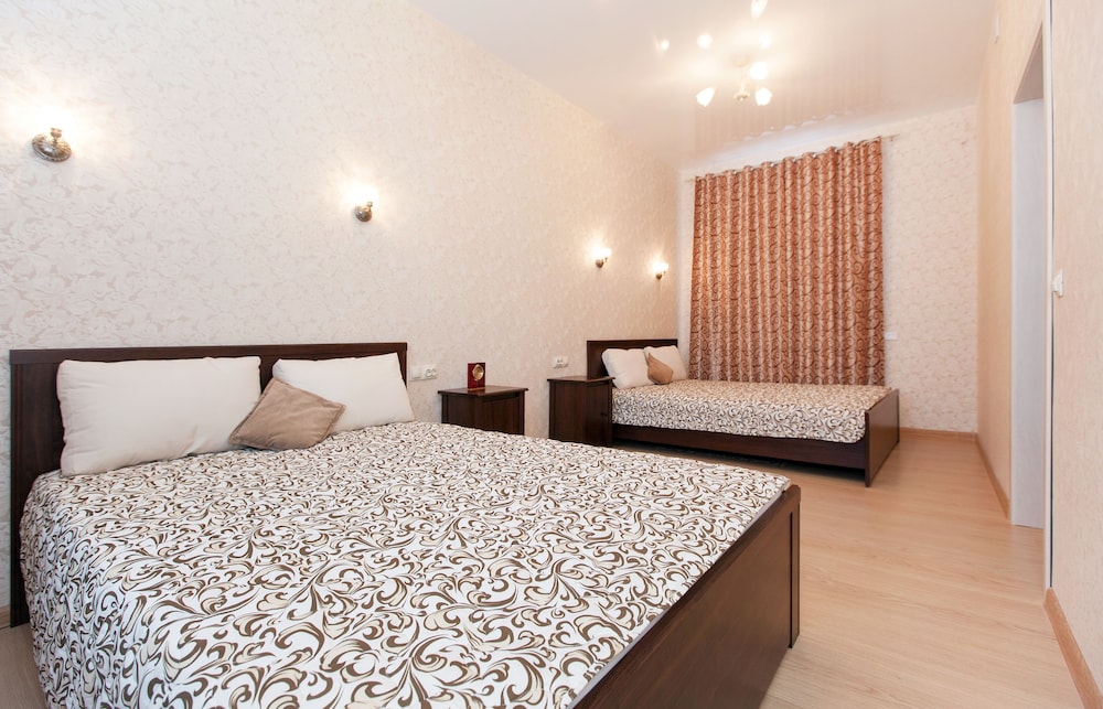Family House, 2 Bedrooms, Terrace, Garden Area photo 2