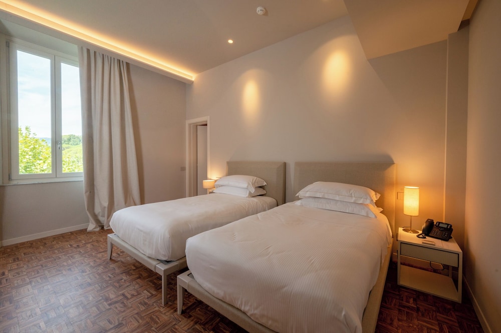 Junior Suite (Twin)