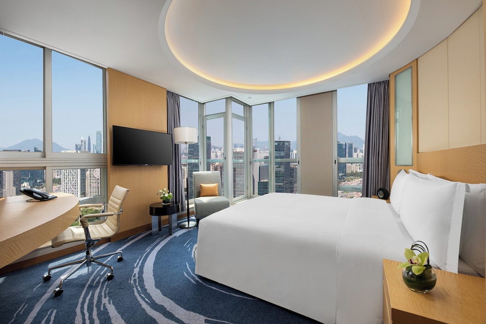 Suite, 1 Bedroom, Club Lounge Access, City View thumbnail 6