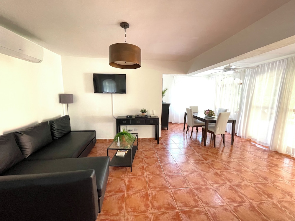 Family Villa, 3 Bedrooms, Garden Area