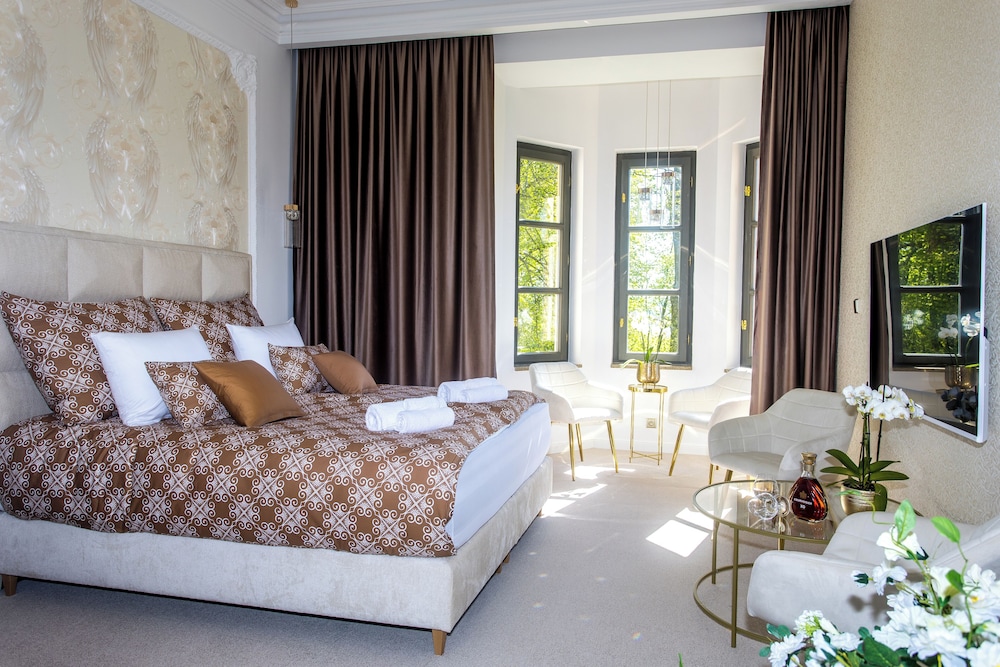 Luxury Double Room, Park View photo 1