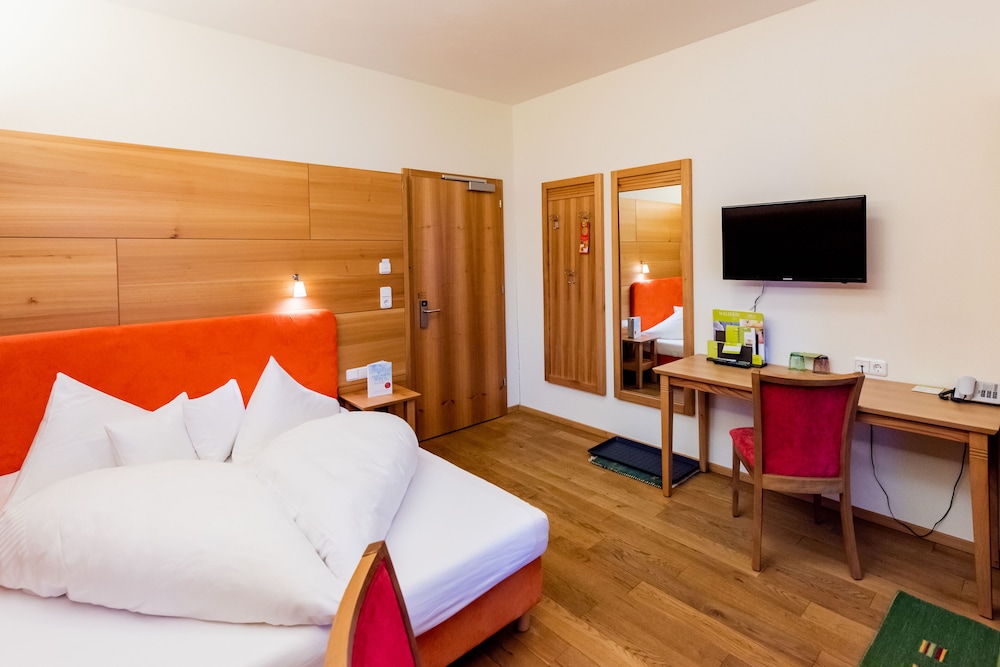 Junior Double Room