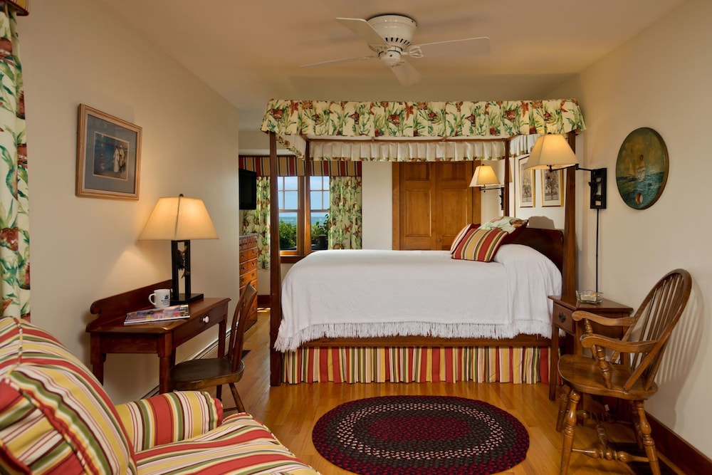 Superior Room, 1 Queen Bed