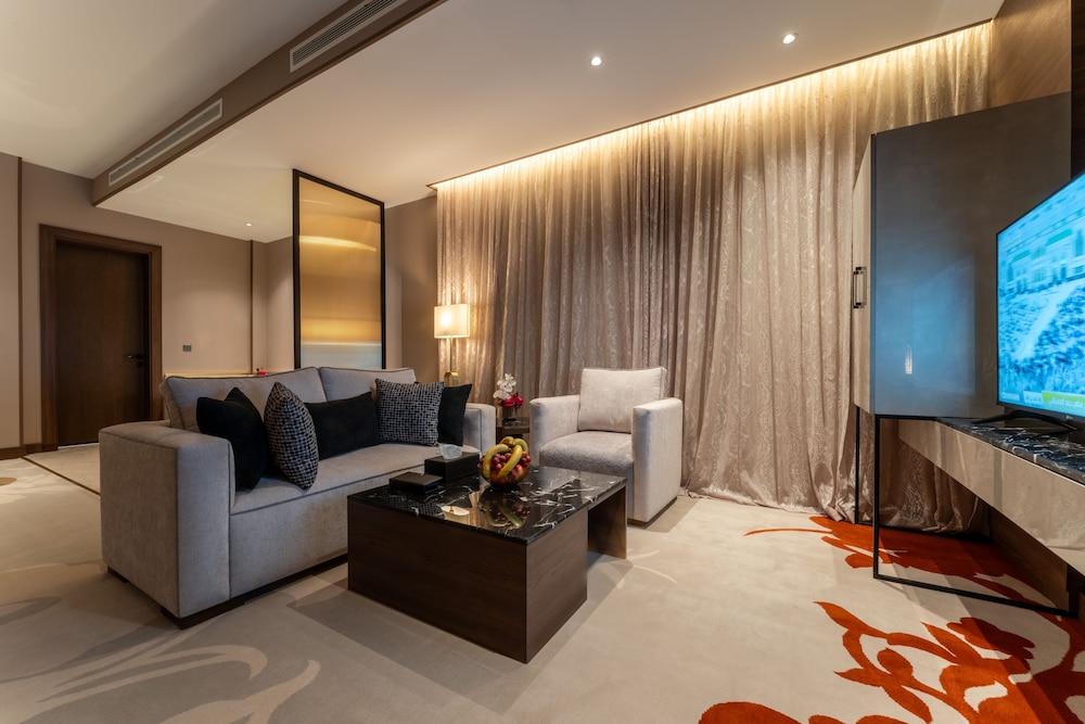 Royal Suite photo 1