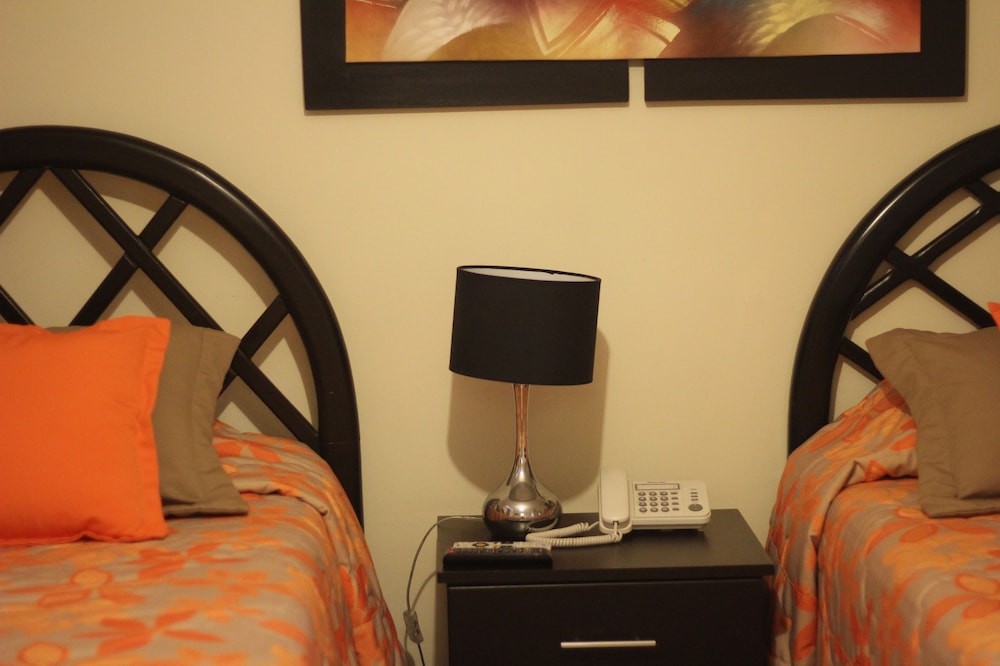 Twin Room, 2 Twin Beds photo 3