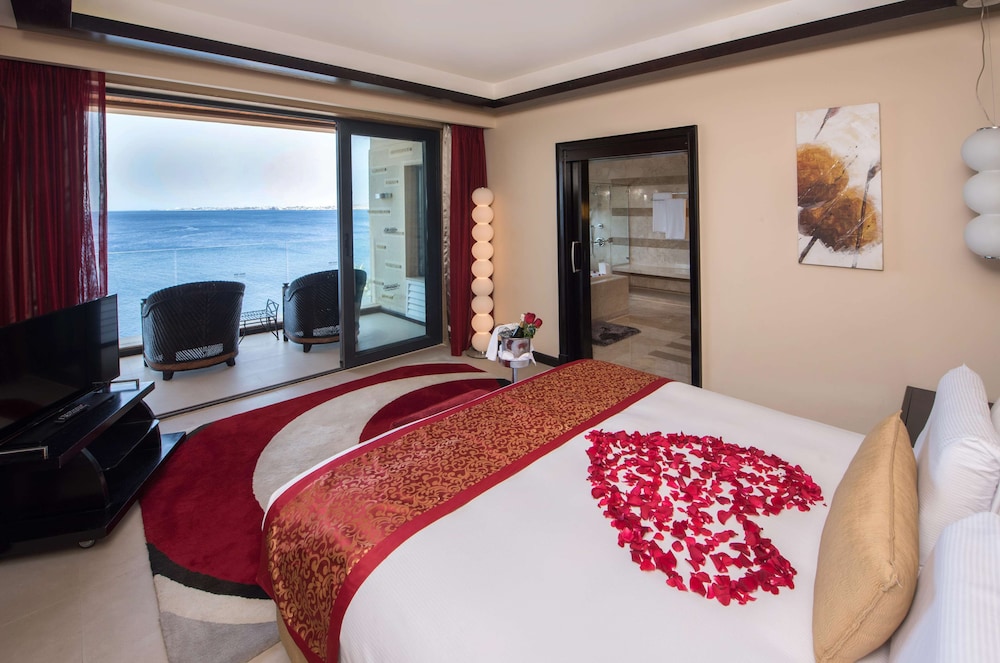 Infinity Suite (Adults Only)