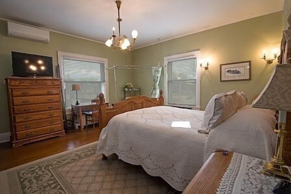 The Cottage Room photo 3