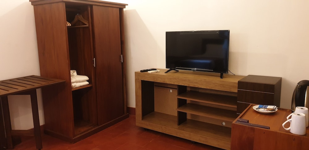 Standard Double or Twin Room photo 2