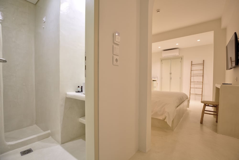 Double Room Garden Level