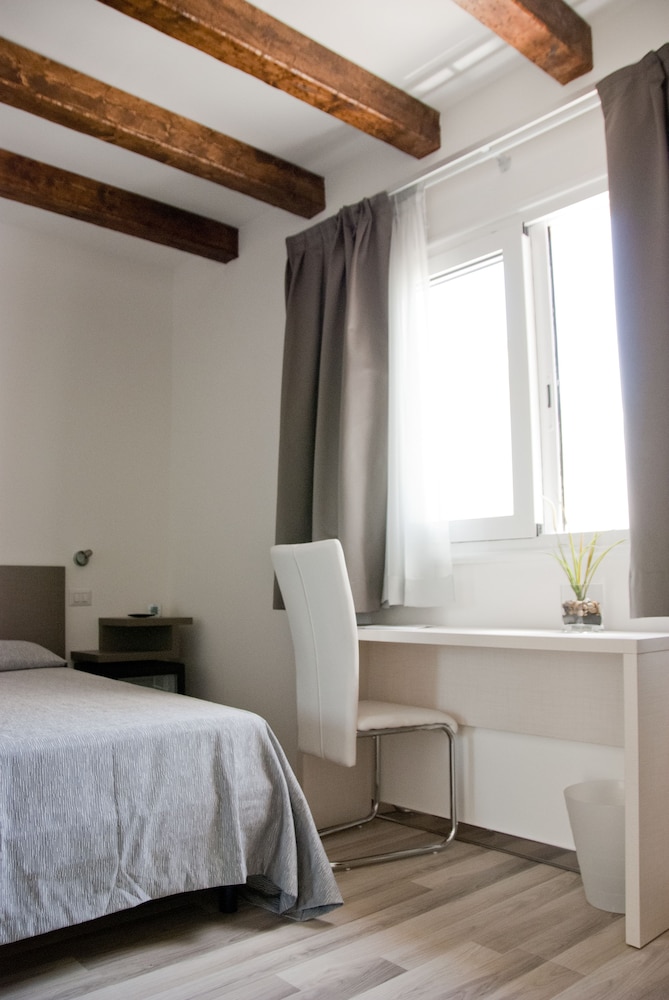 Basic Double Room, Sea View photo 1