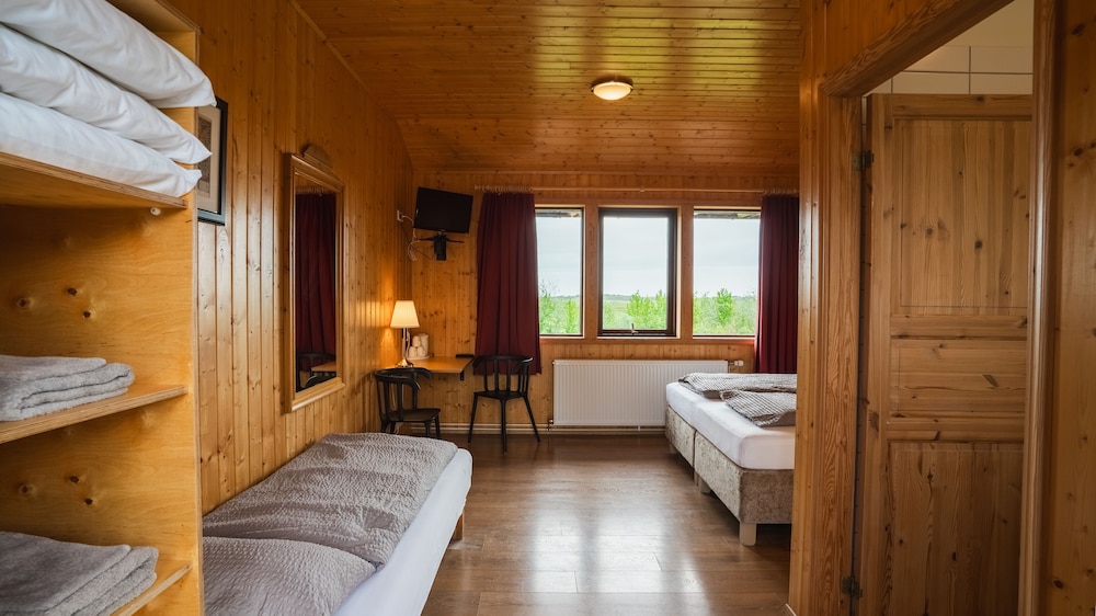 Triple Room, 3 Twin Beds, Private Bathroom photo 2