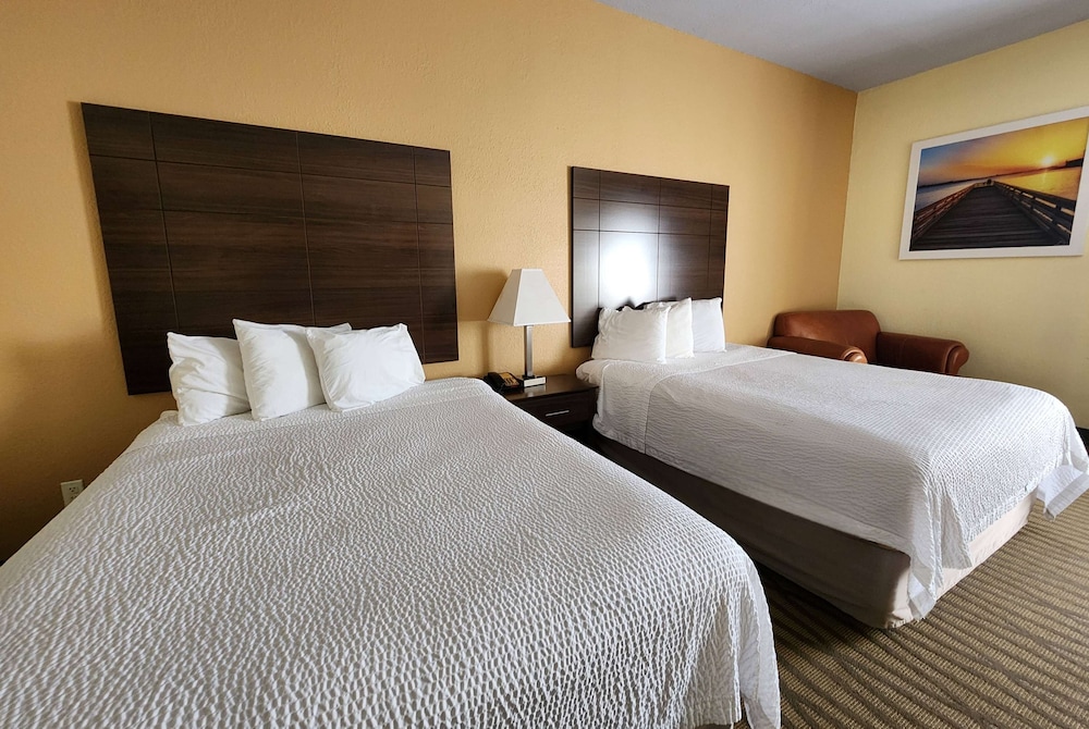 Business Room, 2 Queen Beds, Non Smoking - Photo 1