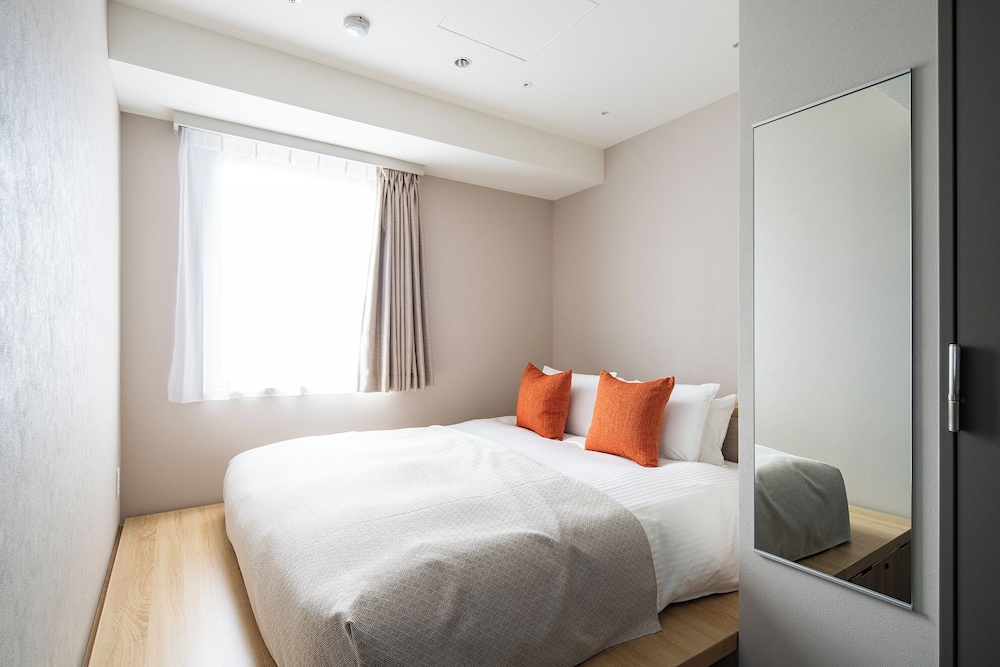 Deluxe Studio Apartment