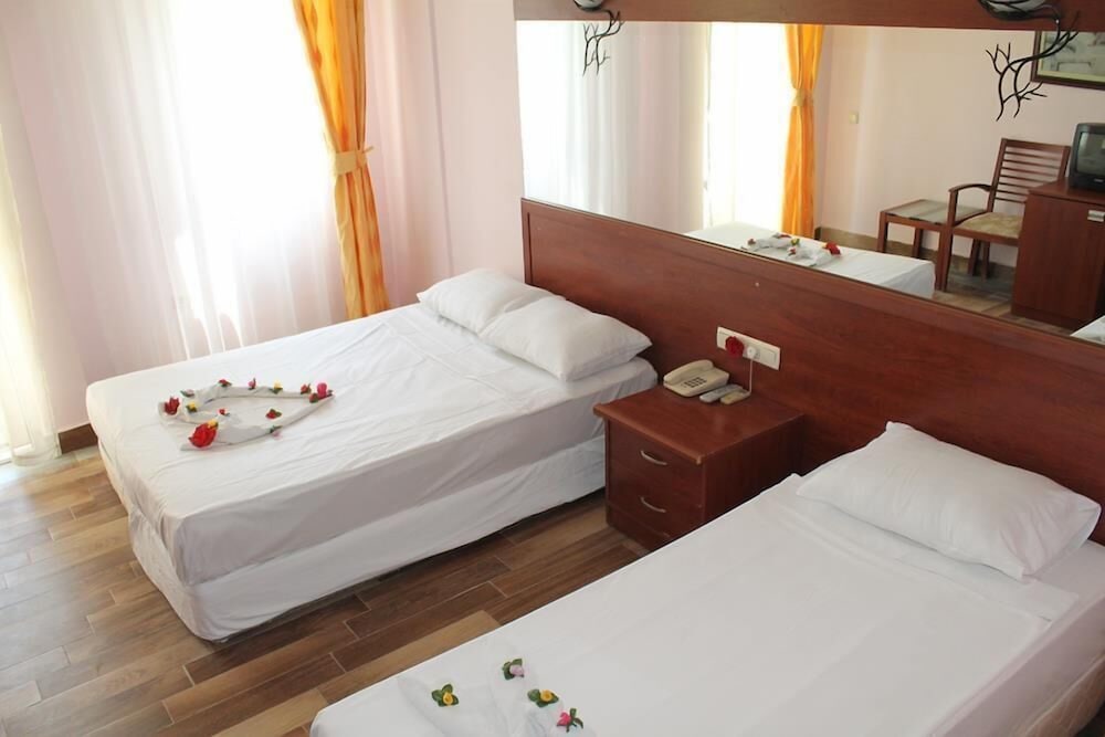 Standard Room photo 2