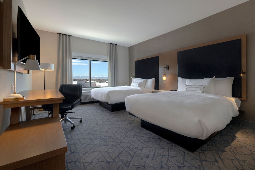 Room, 2 Queen Beds - Photo 1