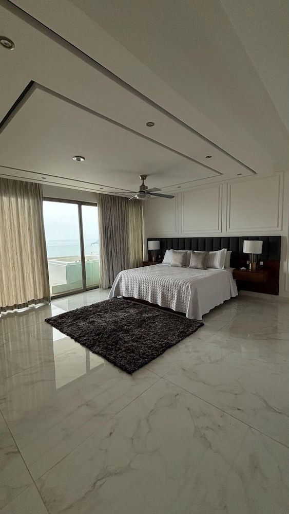Presidential Room photo 2