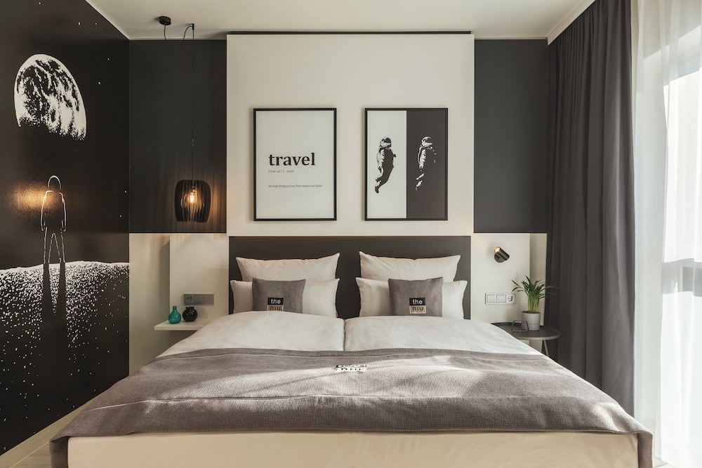 Premium Room - Photo 5