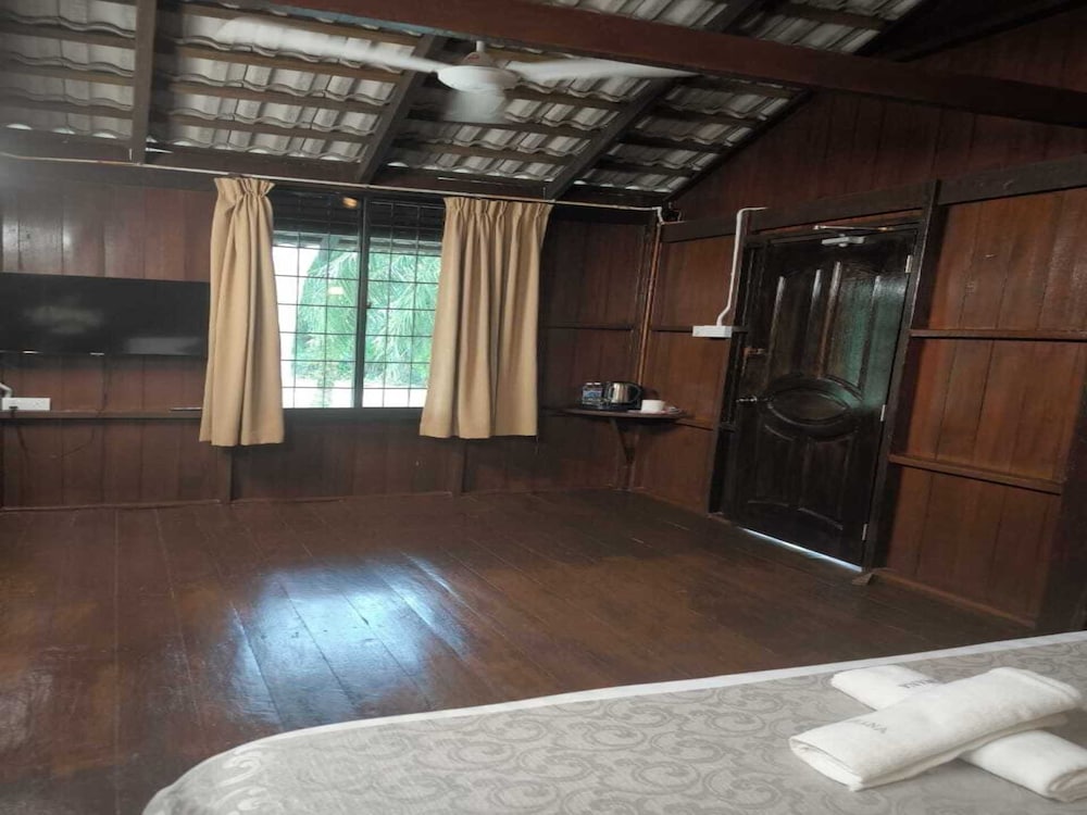 Deluxe Double Room, 1 King Bed photo 3