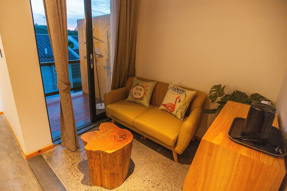 Family Triple Room, Balcony, Mountain View photo 3