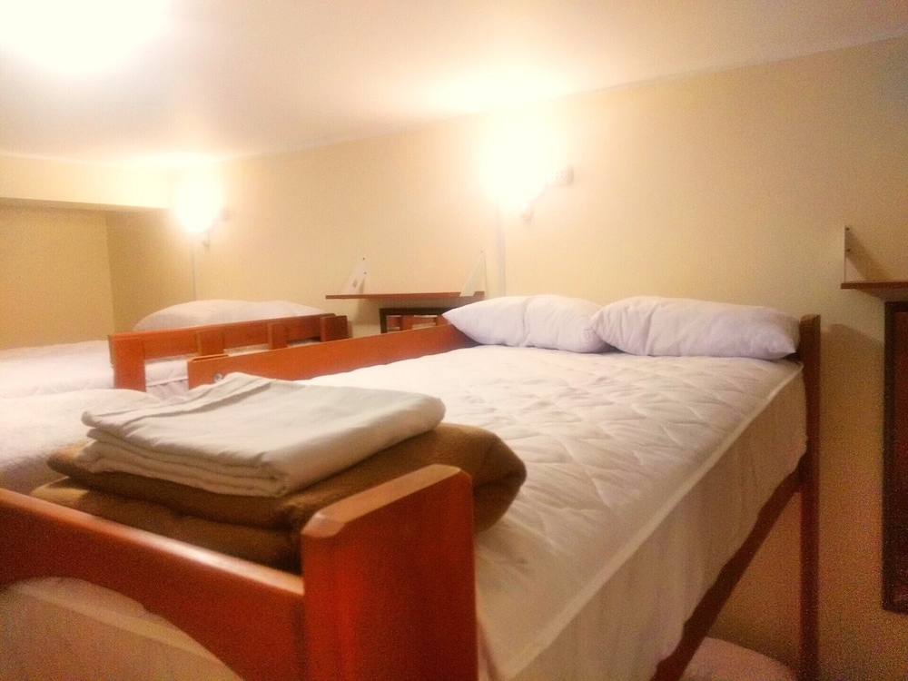 Standard Shared Dormitory, Mixed Dorm, Non Smoking, Ensuite photo 3