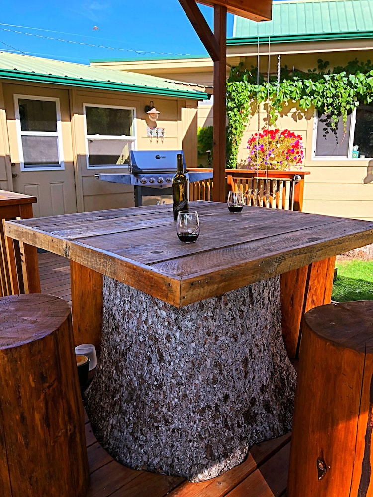 Classic Cabin, Multiple Beds, Non Smoking, Mountain View photo 1