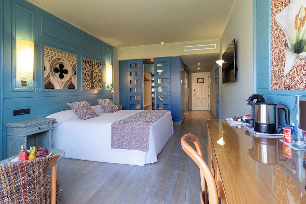 Standard Double Room photo 3