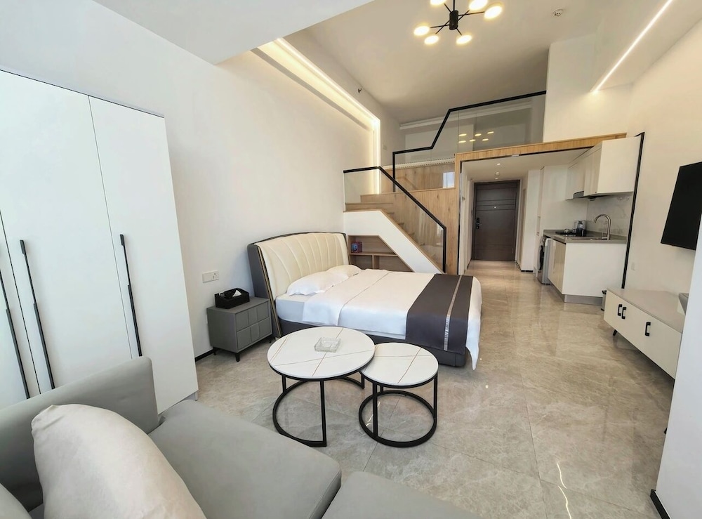 Superior Duplex, 1 Queen Bed