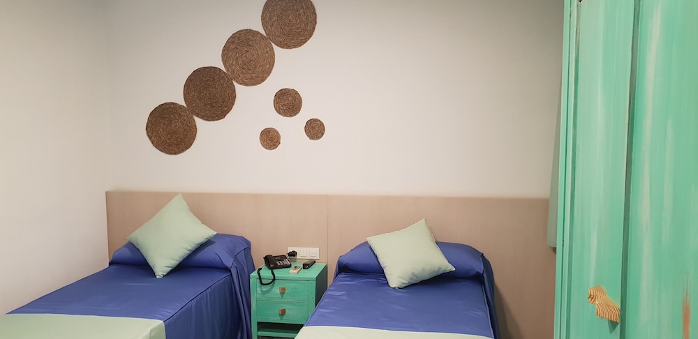 Habitación Triple Económica