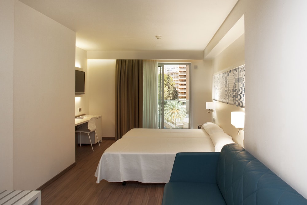Habitación Familiar (2 Adultos + 2 Niños)