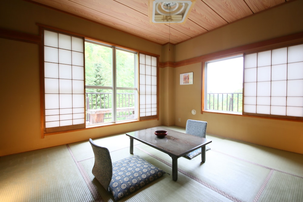 Japanese Style Room, Shared Bathroom, Mountain View photo 2