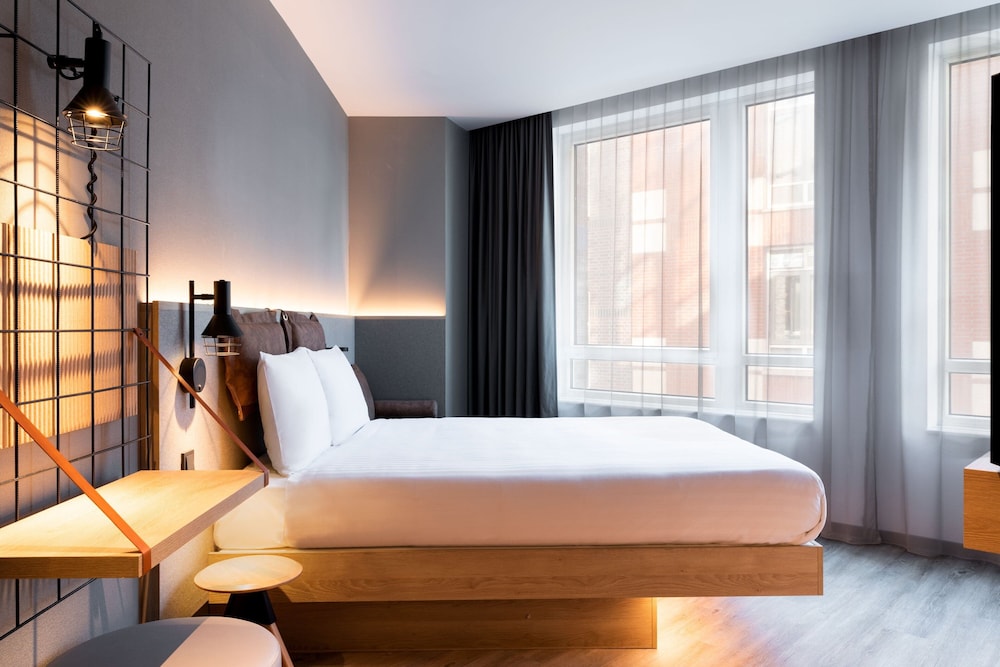 Room, 1 Queen Bed - Photo 2