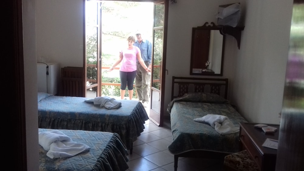 Double Room, Sea View (Upper Floor) - Photo 3