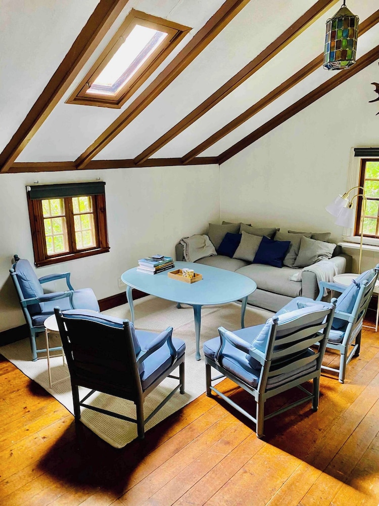 House, 3 Bedrooms, Balcony, Garden View